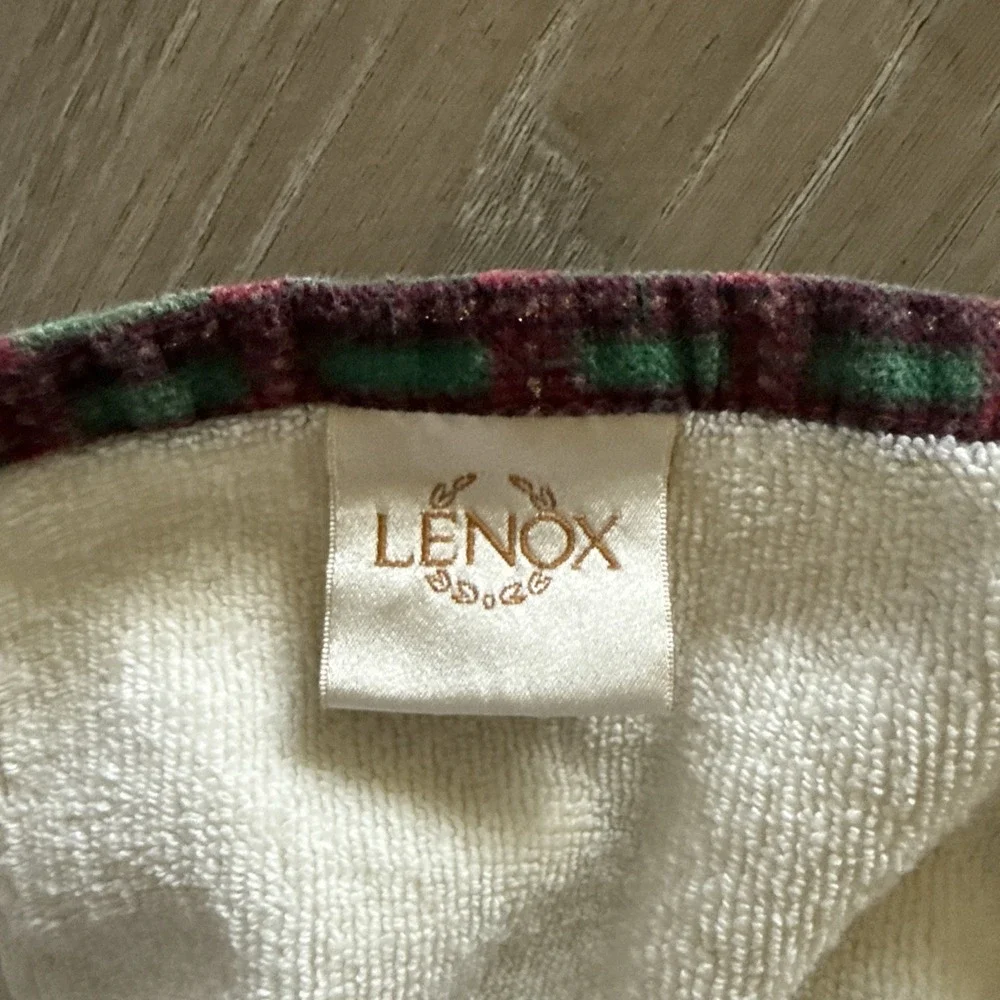 5‎ Lenox American by Design Holiday Nouveau Christmas Ribbon Bath Hand Towels
